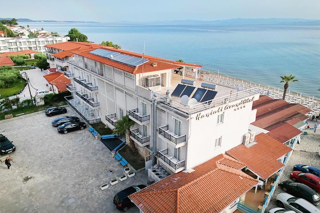 Hanioti Grandotel Εξωτερικό φωτογραφία